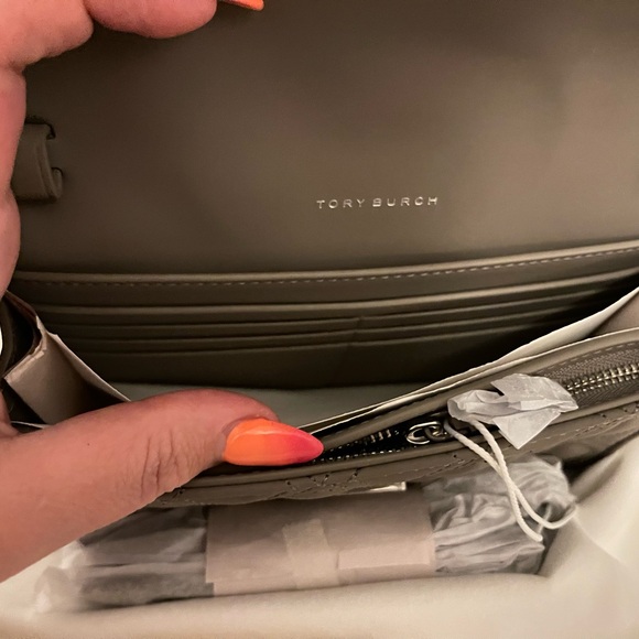 Tory Burch Fleming Matte Wallet on Chain Crossbody Clutch Gray Heron - Picture 8 of 10